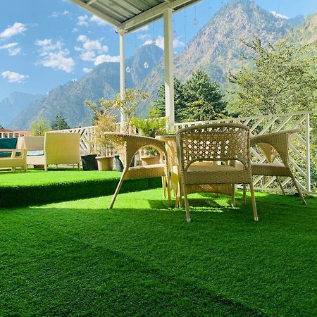 Royal Castle Kasol Exterior foto