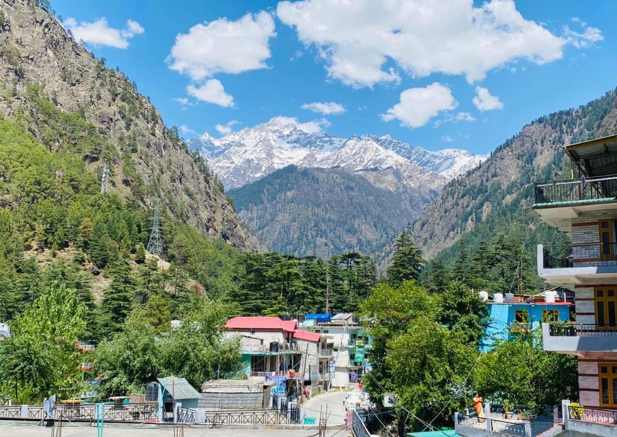 Royal Castle Kasol Exterior foto